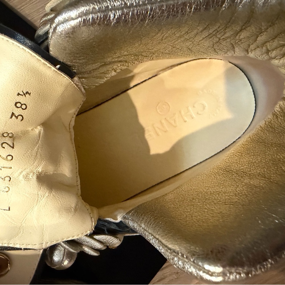 CHANEL Metallic Gold Sneakers with Floral Details - Picture 6 of 9
